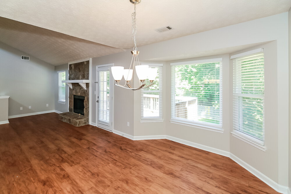 Building Photo - 10897 Morning Dove Dr