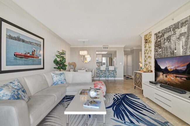 Building Photo - 99 SE Mizner Blvd