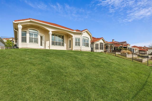 Building Photo - 2046 Pontchartrain Dr