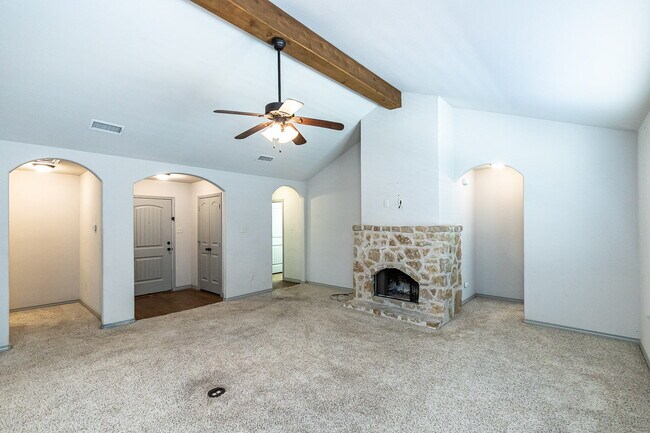 Building Photo - Gorgeous Home in Cooper District