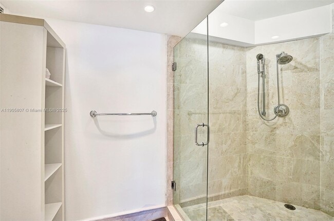 Building Photo - 1901 Brickell Ave