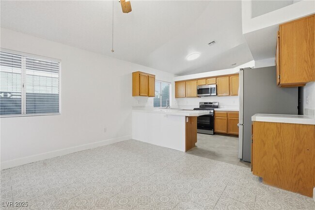 Building Photo - 6928 W Atrium Ave