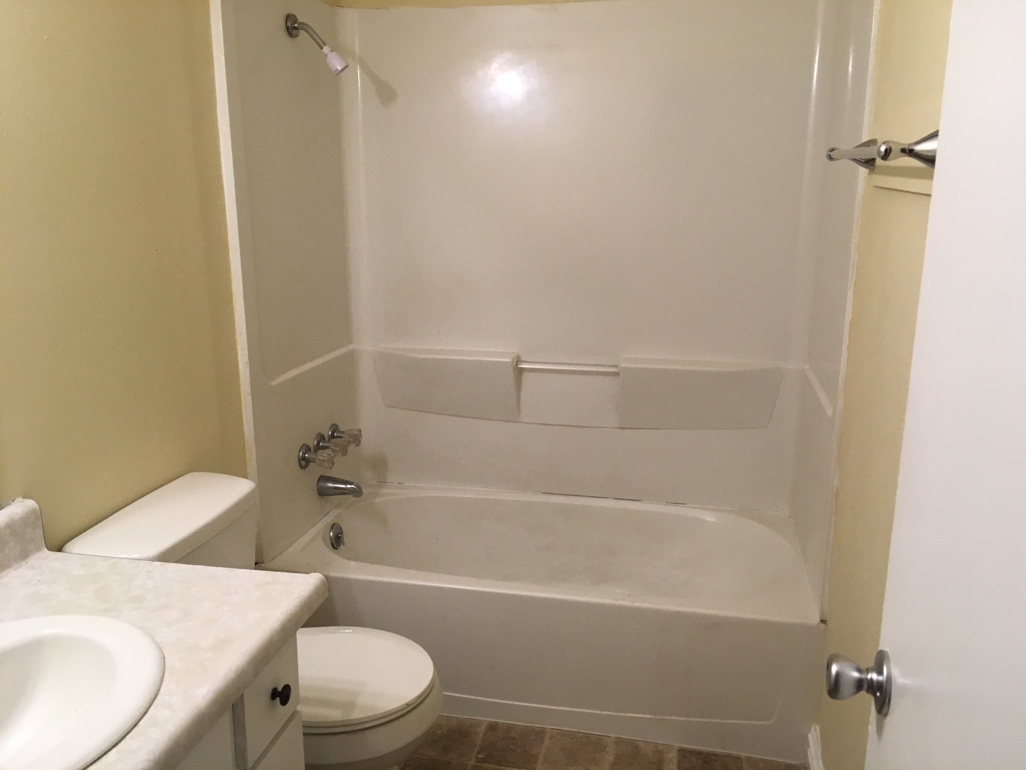 Building Photo - 44051 Stein Rd