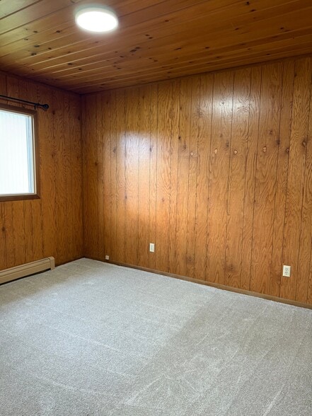Building Photo - 2635 W 34th Ave