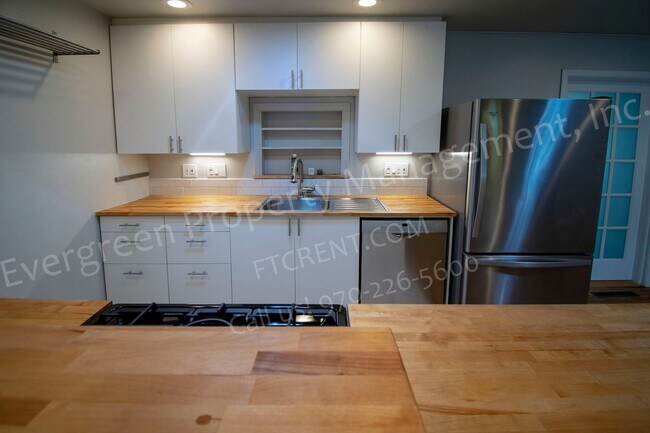 Building Photo - 3 Bed House in Northwest Fort Collins!