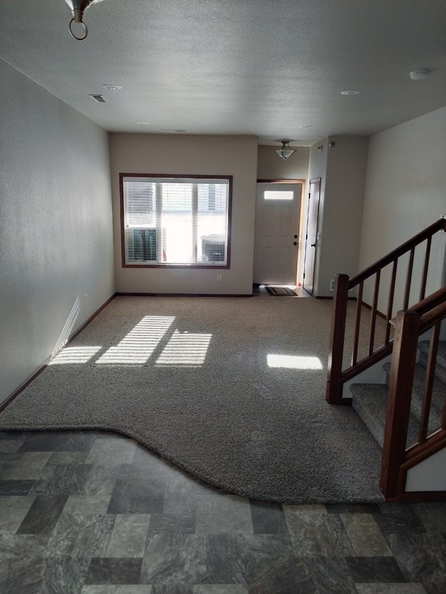 Building Photo - 1511 Sharloh LP