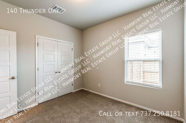 Building Photo - 140 Thunder Oak