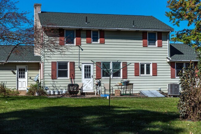 Building Photo - **Charming Colonial in Picturesque Lower Milford Township**