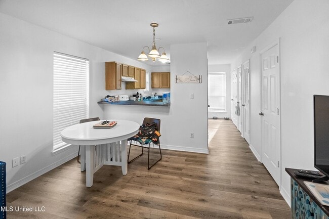 Building Photo - 259 Benachi Ave