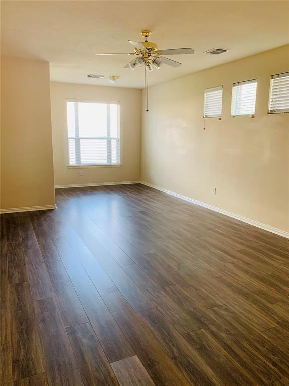 Building Photo - 2516 Brittany Lakes Dr