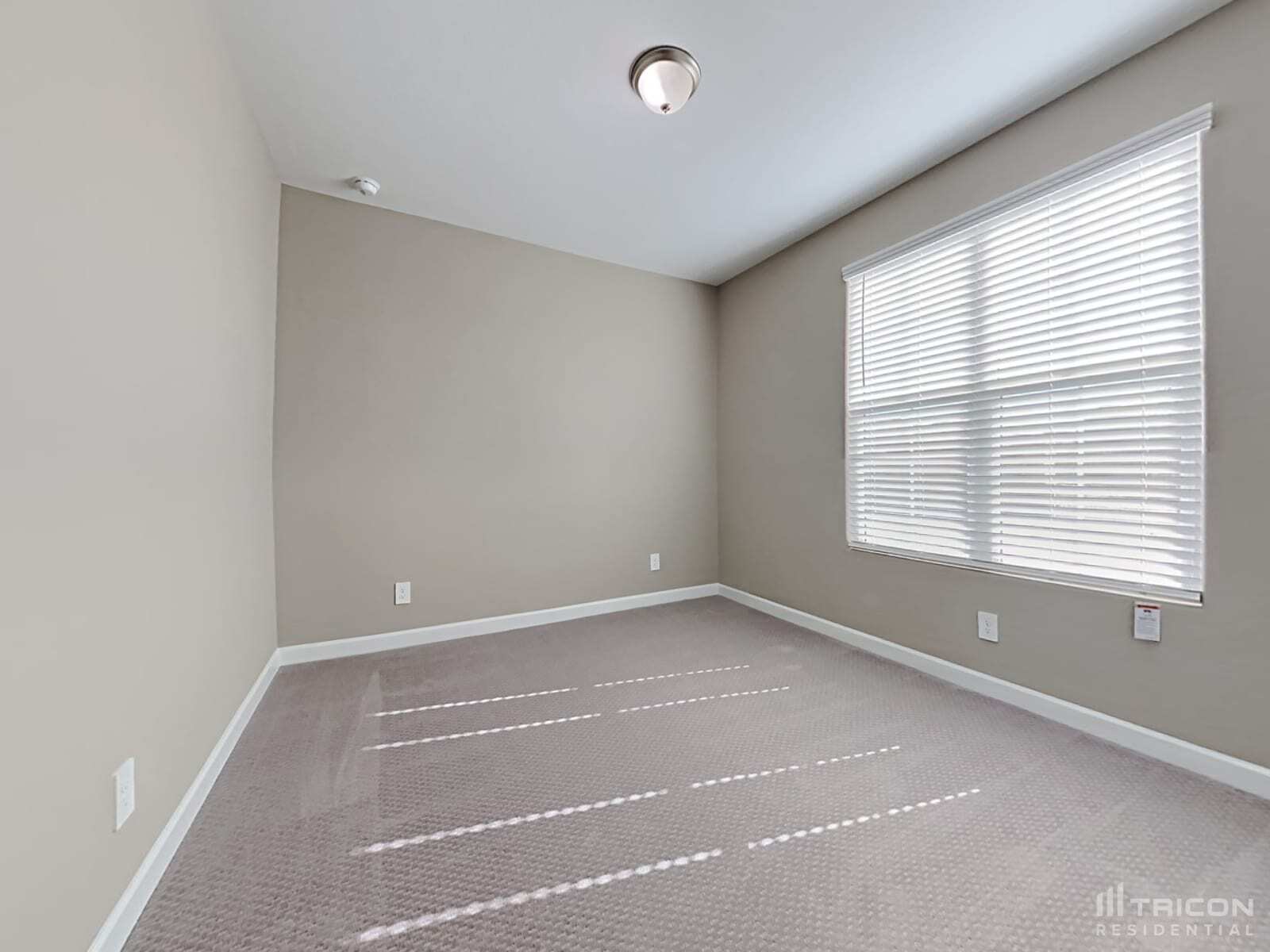 Building Photo - 44238 W Palo Ceniza Way
