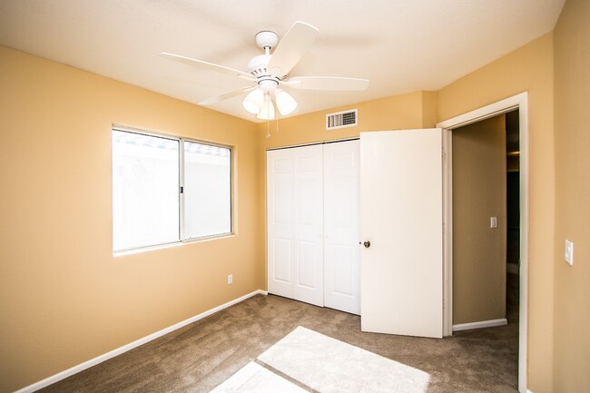 Building Photo - 4BR/2.5 BA. Located in the Desert Ridge