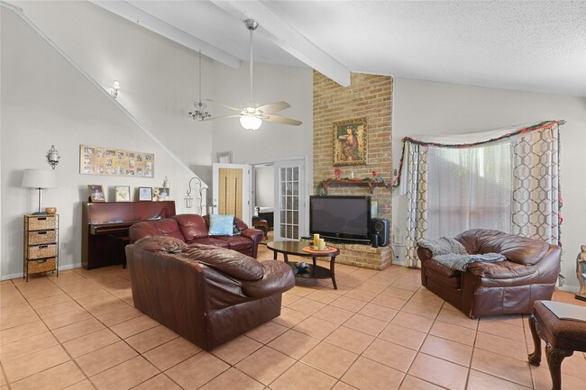 Building Photo - 4123 Yupon Ridge Dr