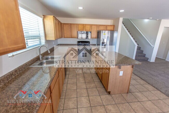 Building Photo - 40510 W Hayden Dr