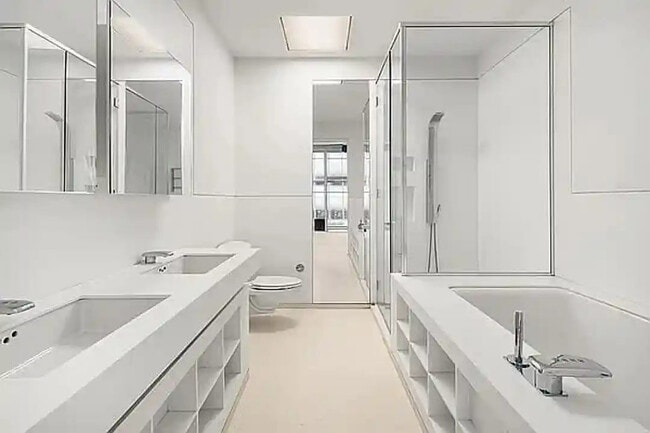 Building Photo - 100 11th Ave