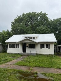 Building Photo - 3 Bedroom 1 Bath Home for RENT
