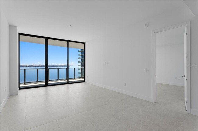 Building Photo - 3015 S Ysabella Ave