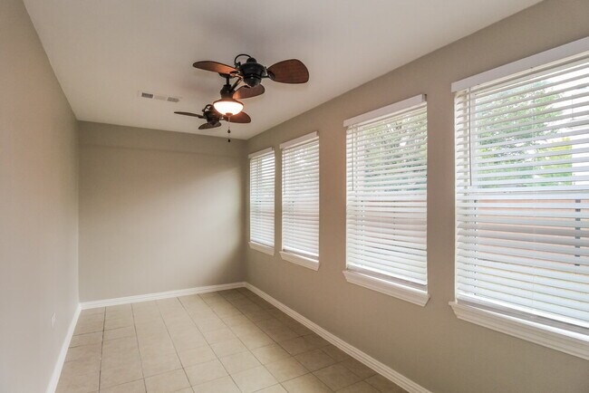 Building Photo - 1509 Nighthawk Dr