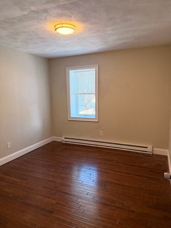 Building Photo - 122 Boston St