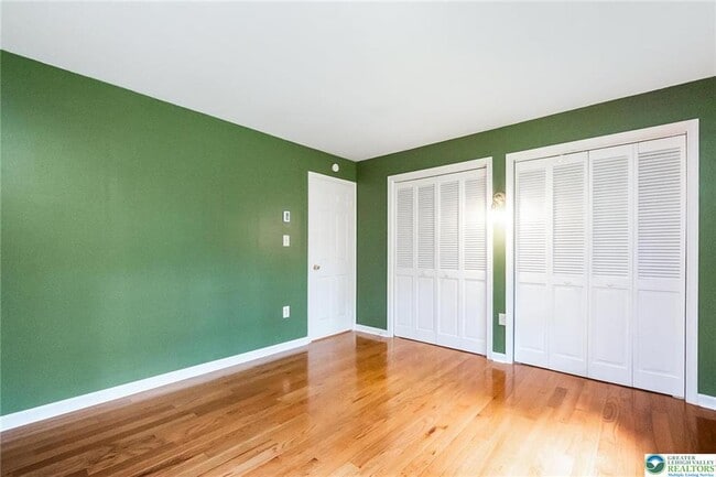 Building Photo - 315 Moyers Ln