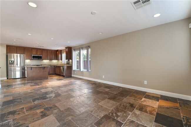 Building Photo - 9906 Stiges St