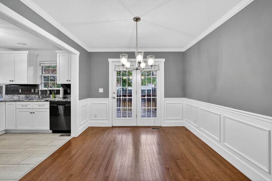 Building Photo - 8323 Stillwater Cir