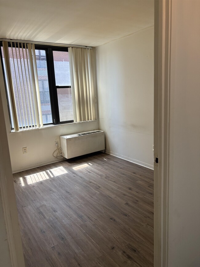 Building Photo - 9019 Wall St