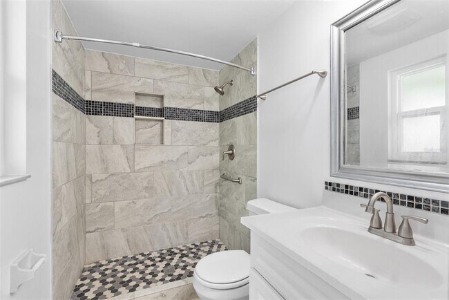 Building Photo - 504 Red Mangrove Ln