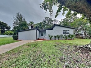 Building Photo - 3259 Cesery Blvd