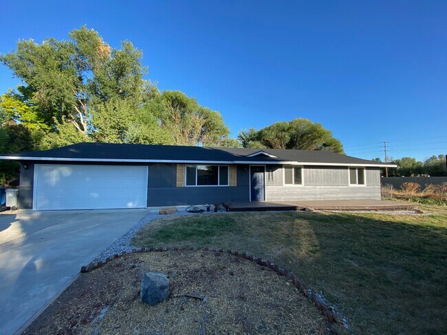 Building Photo - 394 S Harlan Pl