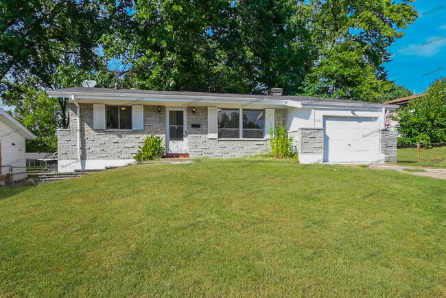 Building Photo - 2505 Netherton Dr