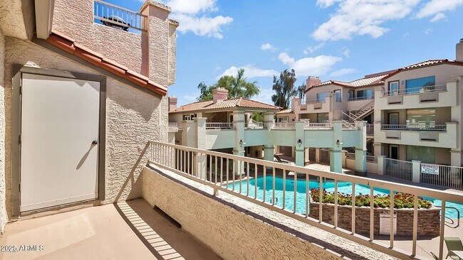 Primary Photo - 10080 E Mountainview Lake Dr