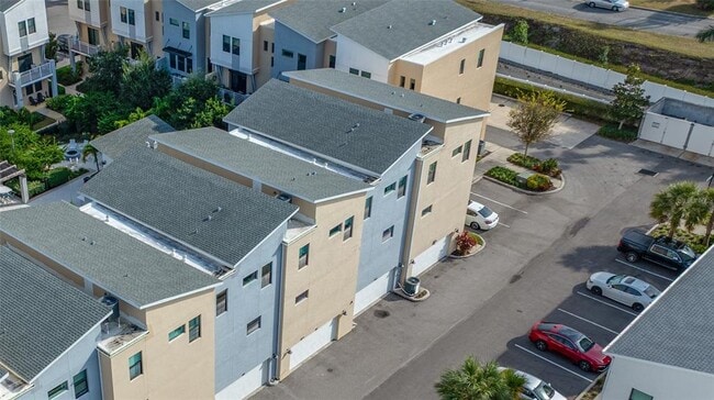 Building Photo - 1171 25th Ln N