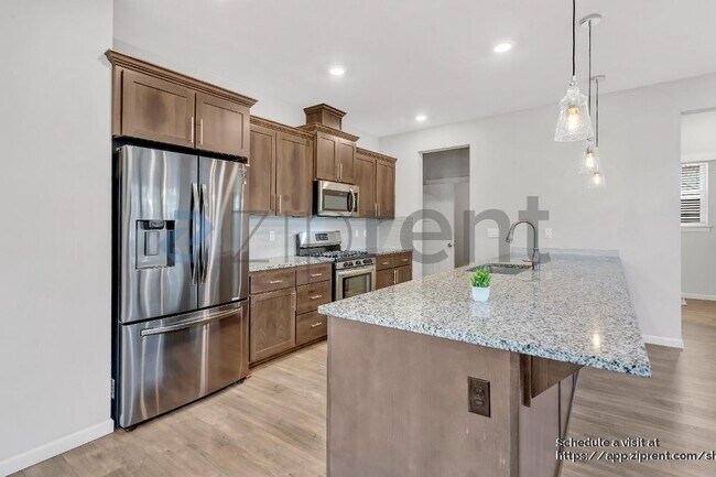 Building Photo - 30942 NW Turel Dr