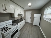 Building Photo - 1023 E Dixon St