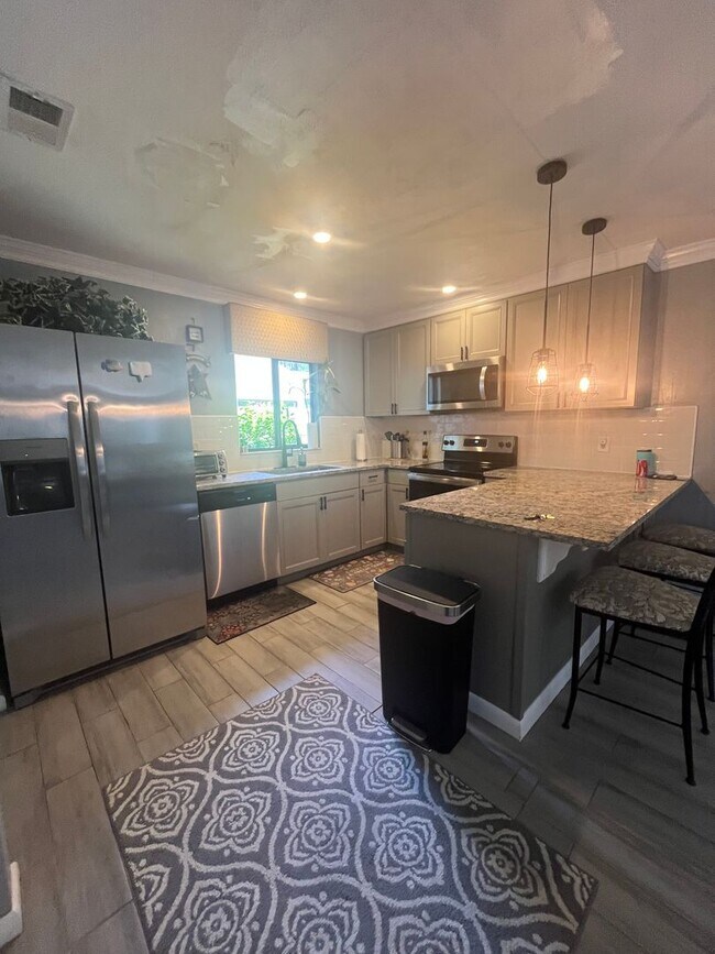 Building Photo - Beautiful 3-Bedroom Home in Palm Coast!
