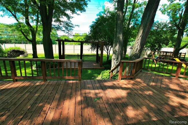 Building Photo - 2536 Alveston Dr