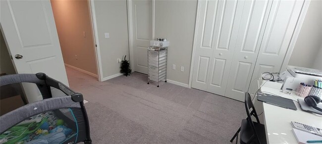 Building Photo - 15510 Florence Hollow Pl
