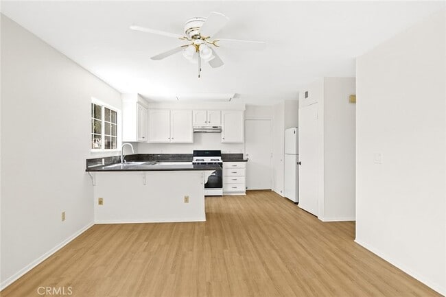 Building Photo - 248 Centinary Dr