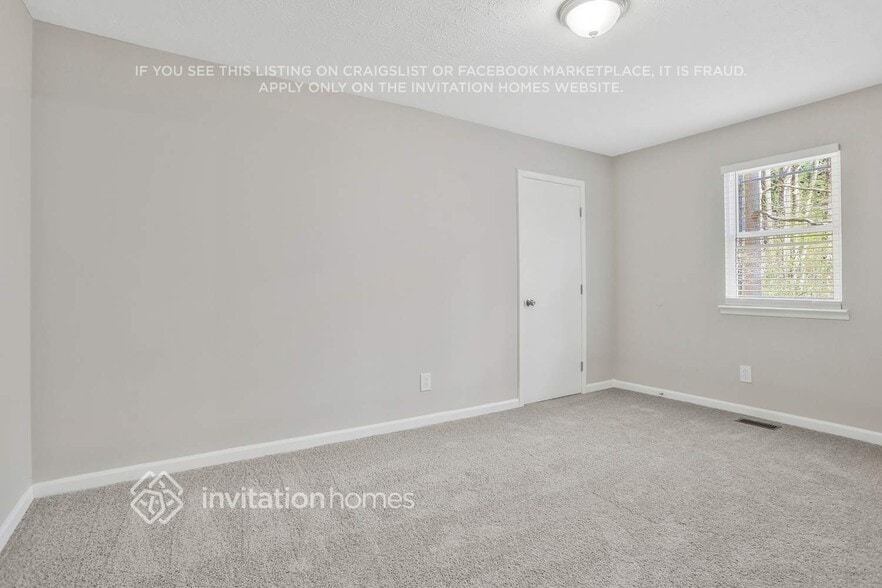 Building Photo - 3102 Carmel Dr