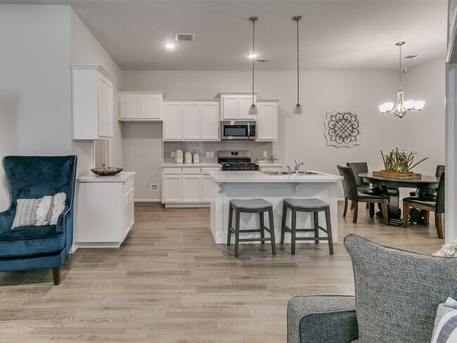 Building Photo - 9701 SW 23rd St