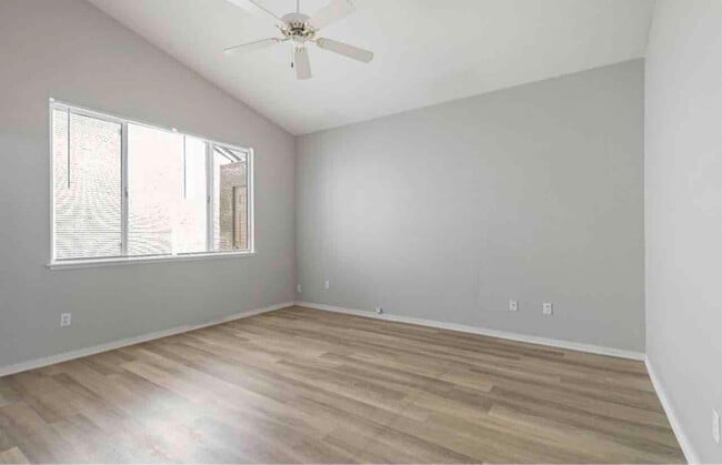 Building Photo - 1247 Arbor Ct