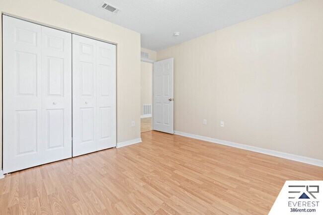 Building Photo - 9 Sea Beacon Pl