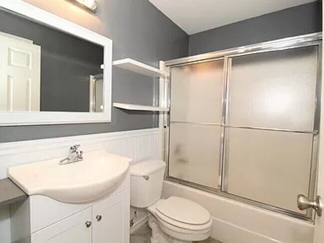 Building Photo - BEAUTIFUL HOME IN GREAT LOCATION!