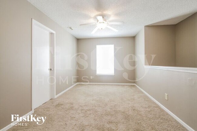 Building Photo - 7912 Puckett Ln