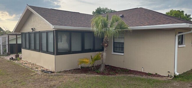 Building Photo - 8992 Hernando Way
