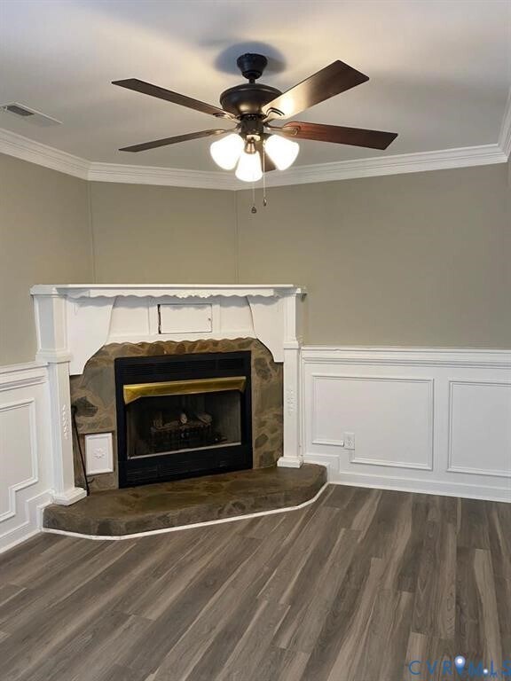 Building Photo - 746 St John Saint