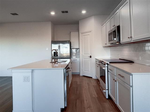 Building Photo - 9729 Wild Pr Wy