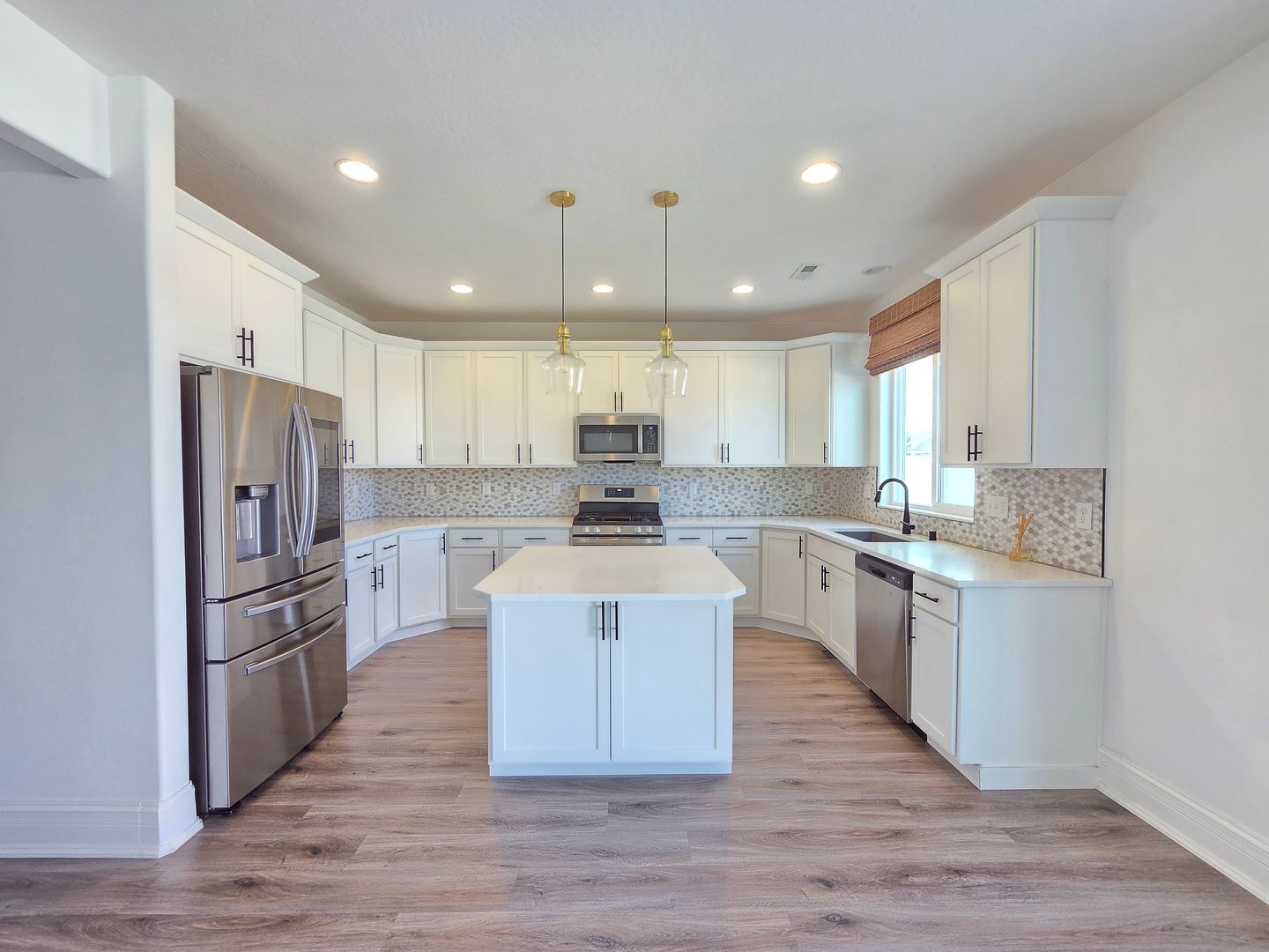 Building Photo - 13122 W 1st Ave