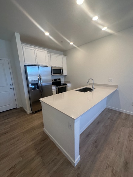 Building Photo - 4390 Timnath Pkwy